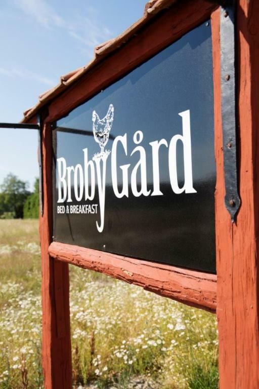 Broby Bed & Breakfast Entreplan Nyköping Dış mekan fotoğraf