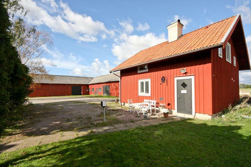 Broby Bed & Breakfast Entreplan Nyköping Dış mekan fotoğraf
